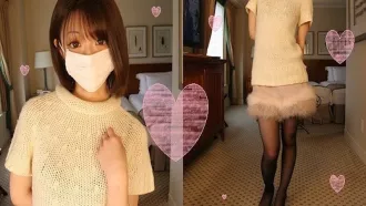 FC2-671018 藏在精緻嬌小蘿莉身體中的超巨大性慾，SS級白虎美女！ 素人